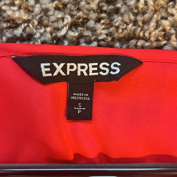 Express Coral Silky Blouse - Picture 4 of 5